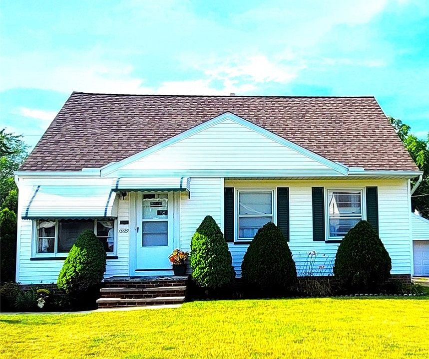 1st image of 13129 Woodward Blvd