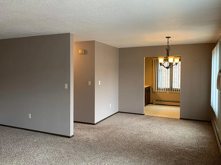 641 S Main Ave #6 — Photo 9