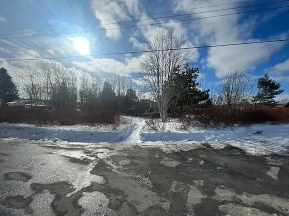 3 Russells Lane, Bay Roberts, NL A0A1G0