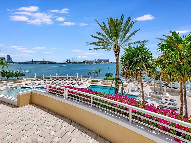 848 Brickell Key Dr #2602 — Photo 2