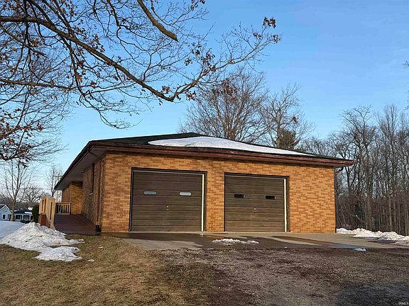 3rd image of 16326 Wappes Rd