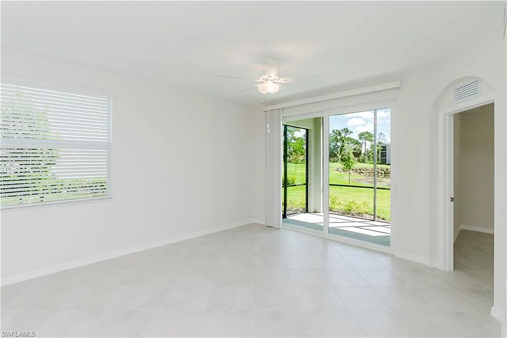 3 bed, 2.0 bath, 1301 sqft, $1,895 — Photo 4
