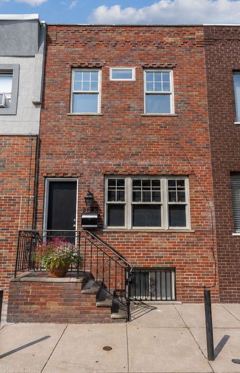 2552 S Sartain St - Property Image