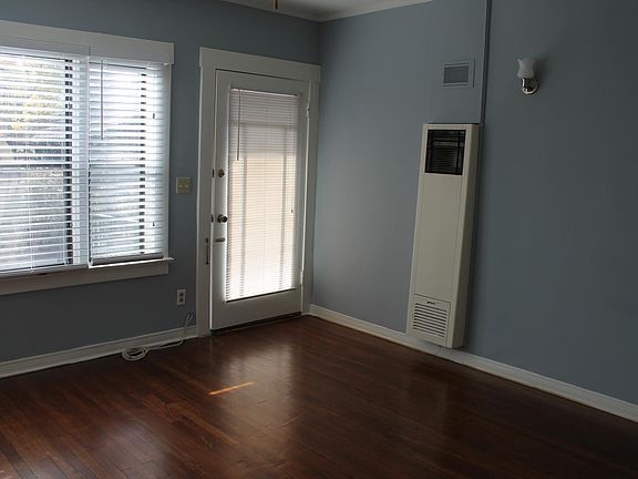 5th image of 129 N Bonnie Ave APT 5