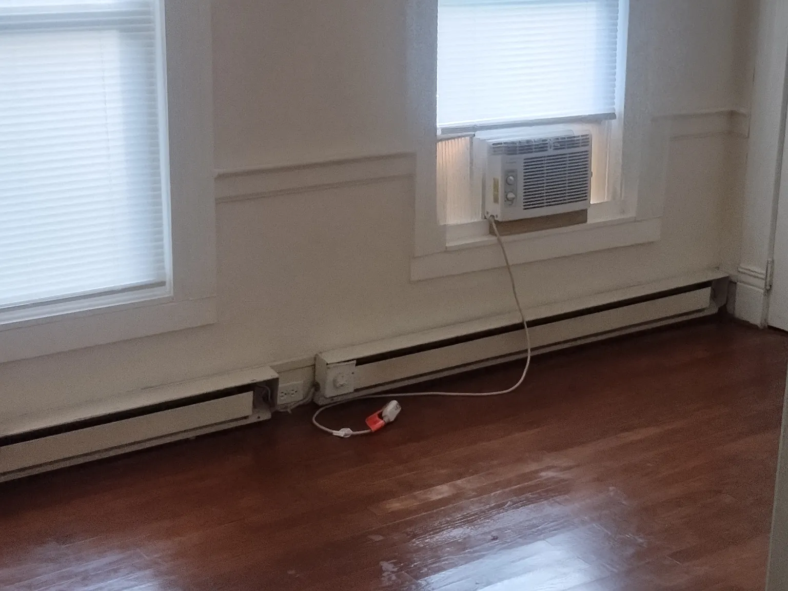 2 bed, $900 — Photo 4