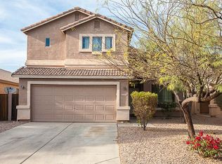 2640 E Silversmith Trl, San Tan Valley, AZ 85143