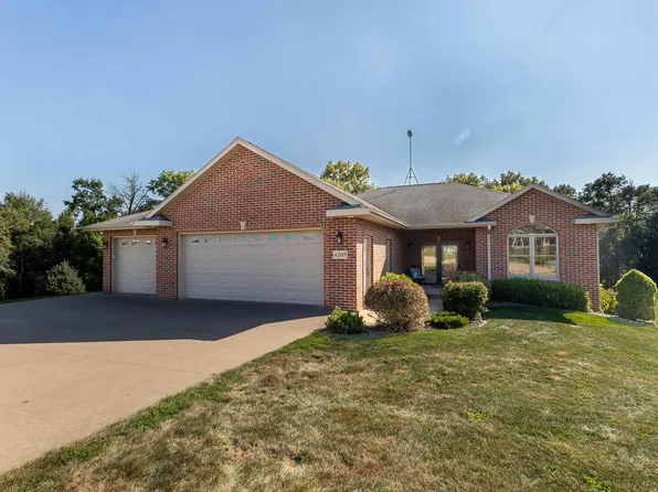 4209 Deer Path Ct, Hazel Green, WI 53811