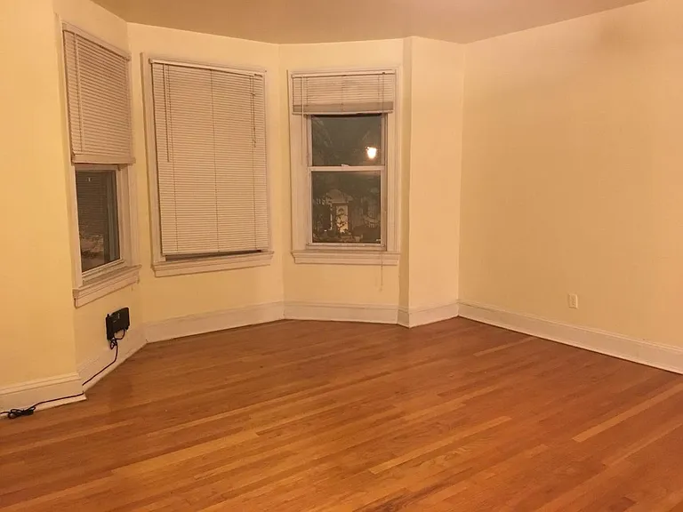 312 Davis Ave #2 — Photo 1