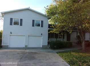 5496 Sandusky Rd, Lima, OH 45801