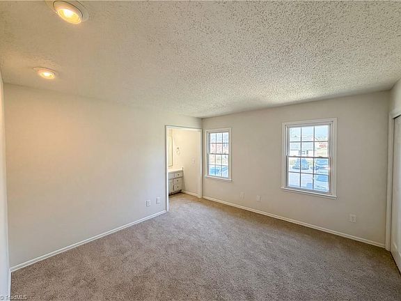 4th image of 4050 E Huntingreen Ln Unit A