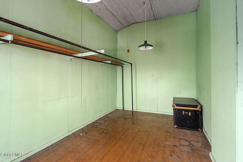 17th image of 93 Ten Broeck Street