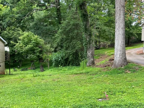 Xx Northwood Dr, Elkin, NC 28621