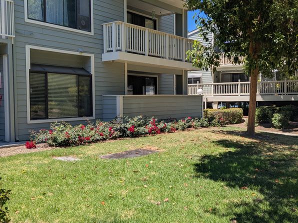 3475 Deerwood Ter