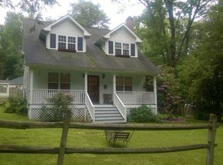 79 Lake Kitchawan Dr, South Salem, NY 10590