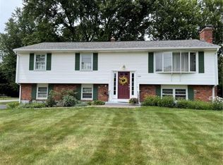 2590 Diamond Hill Rd, Cumberland, RI 02864