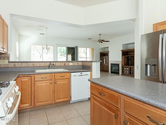 2nd image of 7540 W Wandering Coyote Dr