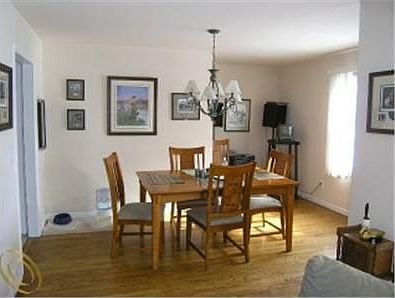 4th image of 21119 Beaufait St