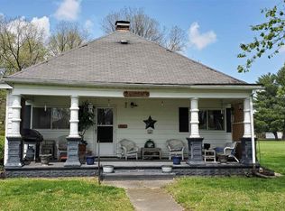 407 Matilda St, Elnora, IN