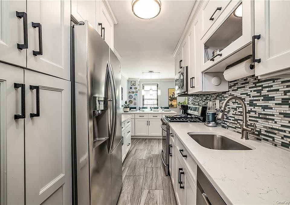 1st image of 2835 Webb Ave APT 2C