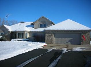 7170 Fahley Rd, Oshkosh, WI 54904