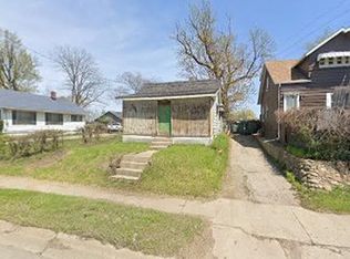 2205 Fenton Rd, Flint, MI 48507