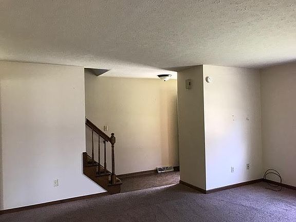 5th image of 3131 Shelly Blvd