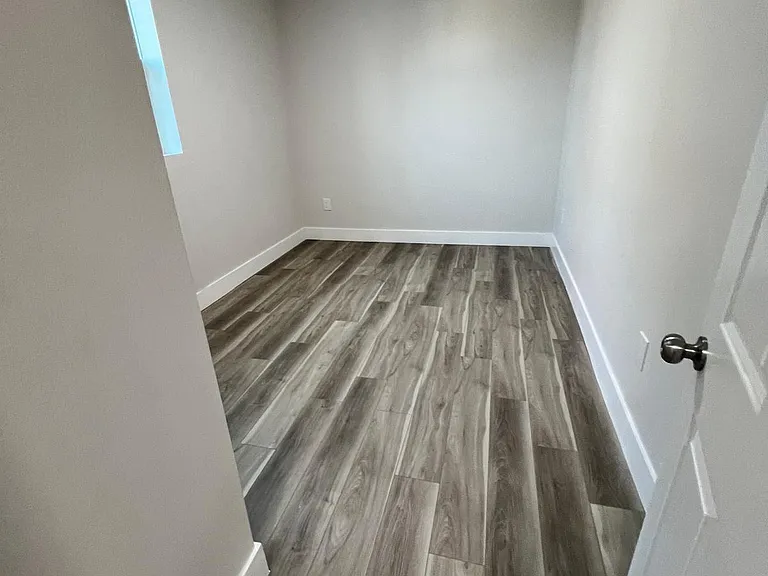 475 Umatilla Blvd #1 — Photo 3