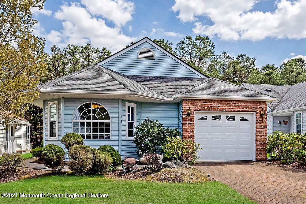 19 Weybridge Court, Toms River, NJ 08757 Zillow