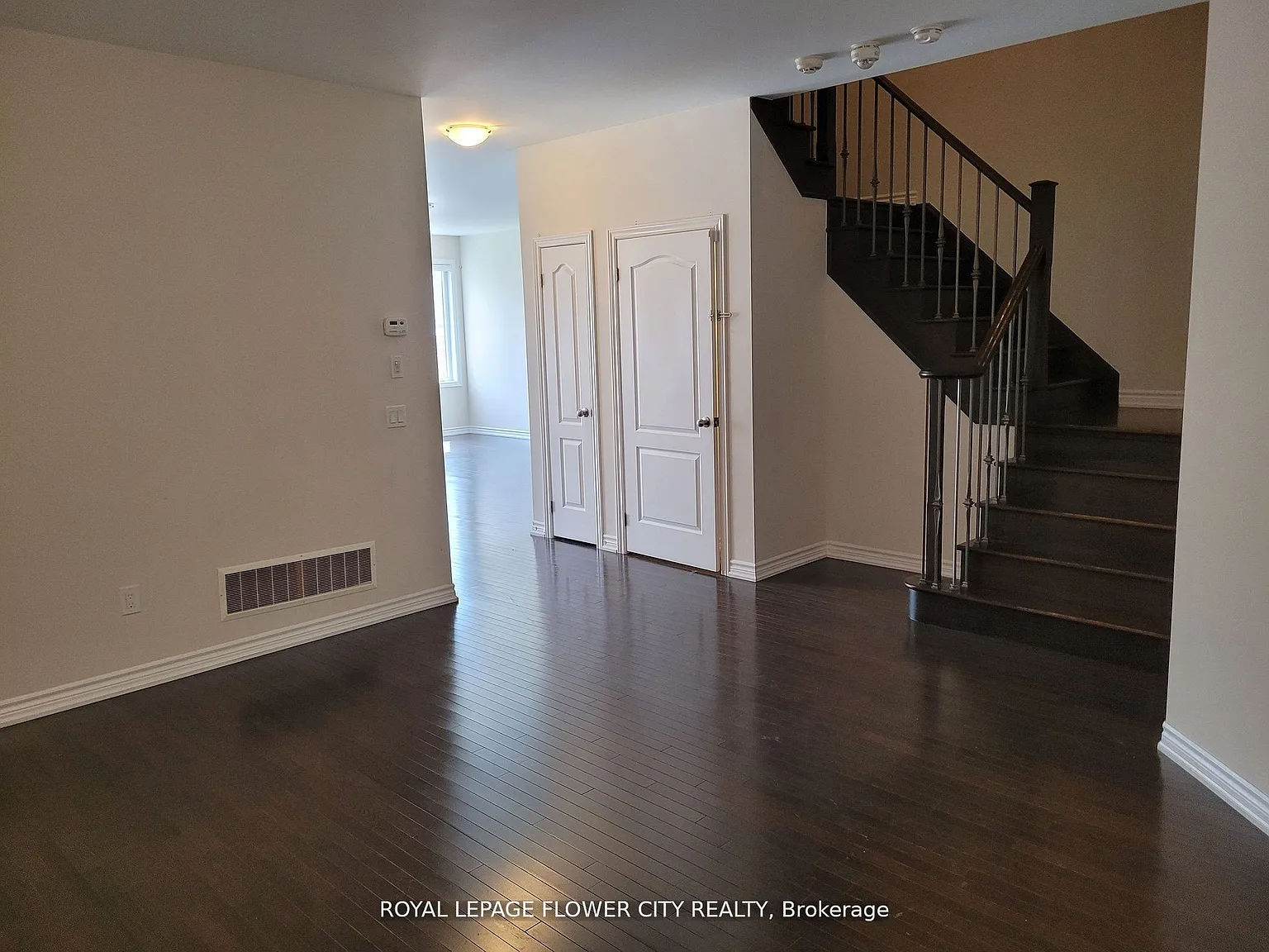 4 bed, $3,950 — Photo 2