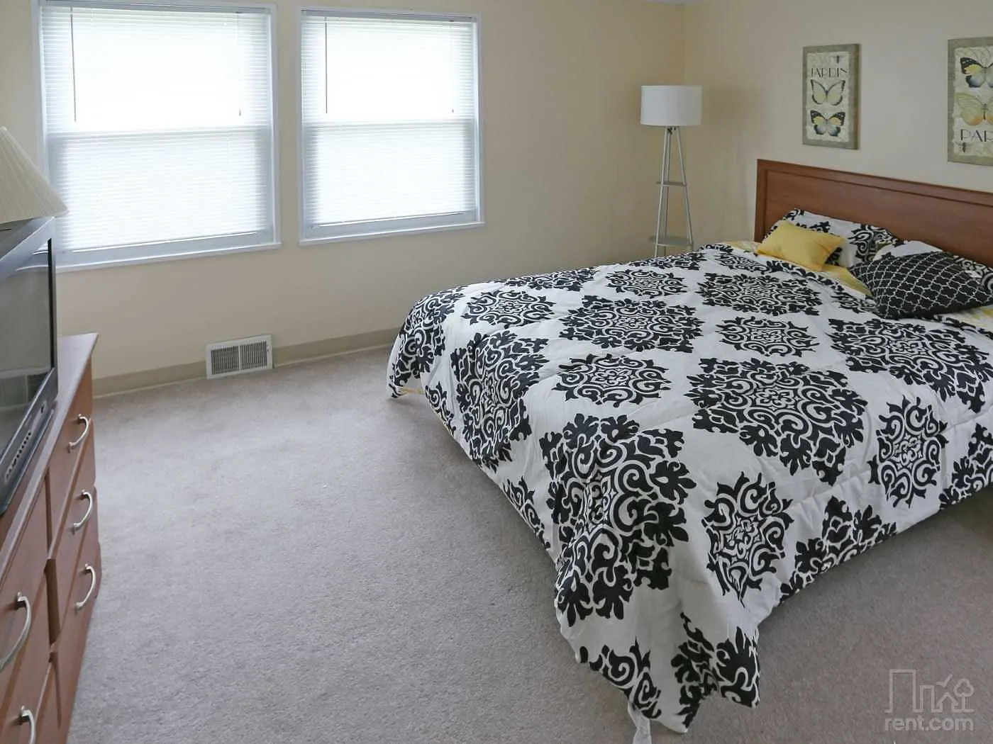 Lafayette Townhomes — Photo 4