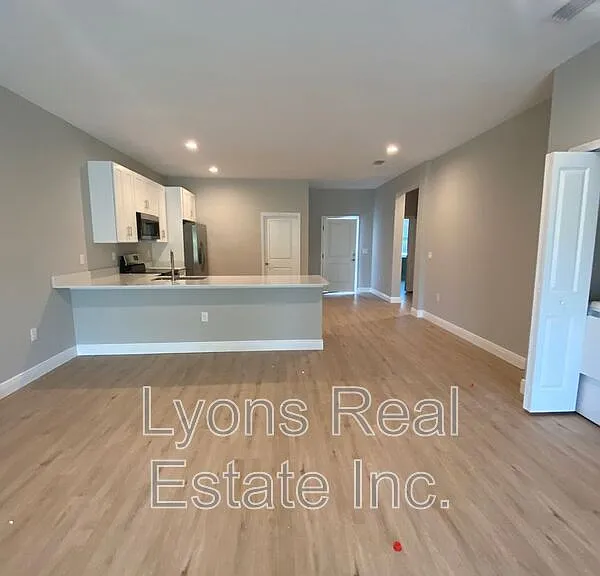 13250 Longville Ave — Photo 6