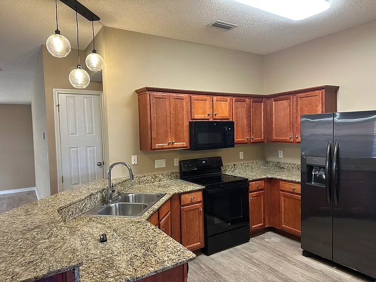 341 Cotton Bay Ln — Photo 4