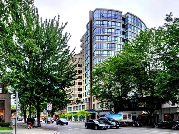 1238 Burrard St #708, Vancouver, BC V6Z 3E1