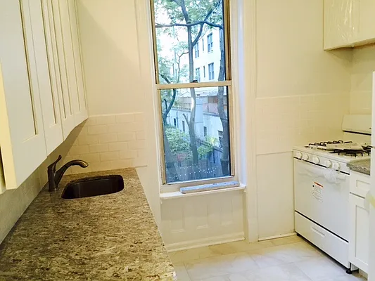 Rented by Walber 82nd Street | media 5