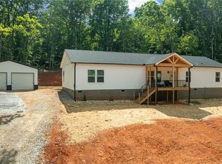 825 Old Cedar Rock Rd, Easley, SC 29640