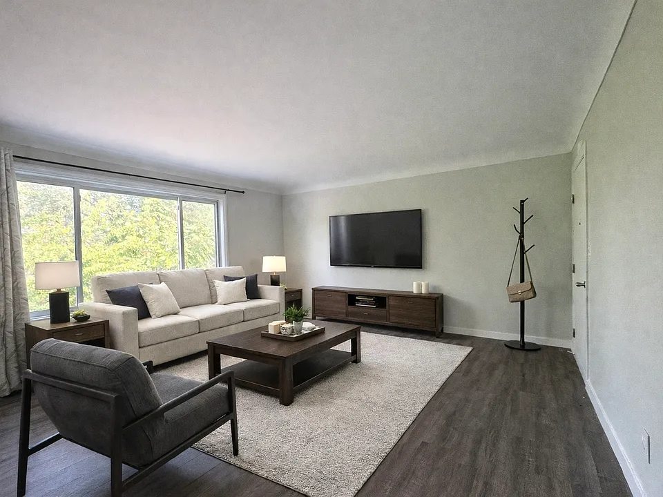 416 Nelson St #1