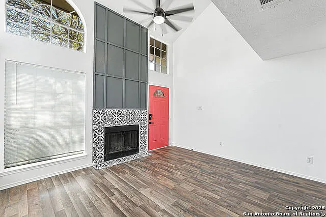 7923 Santa Catalina — Photo 4