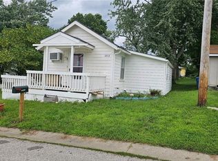 1013 Marian St, Excelsior Springs, MO 64024