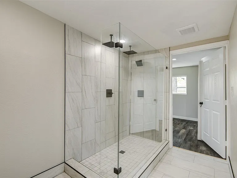 418 S Kansas St — Photo 17