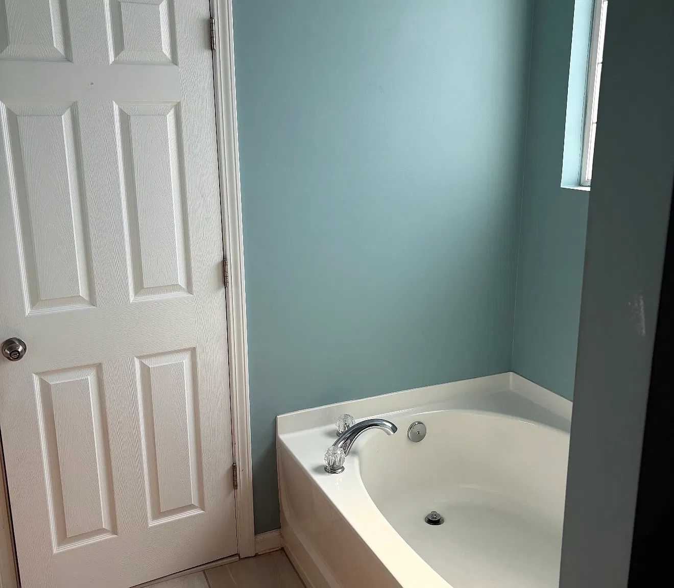 3 bed, 1704 sqft, $2,500 — Photo 2