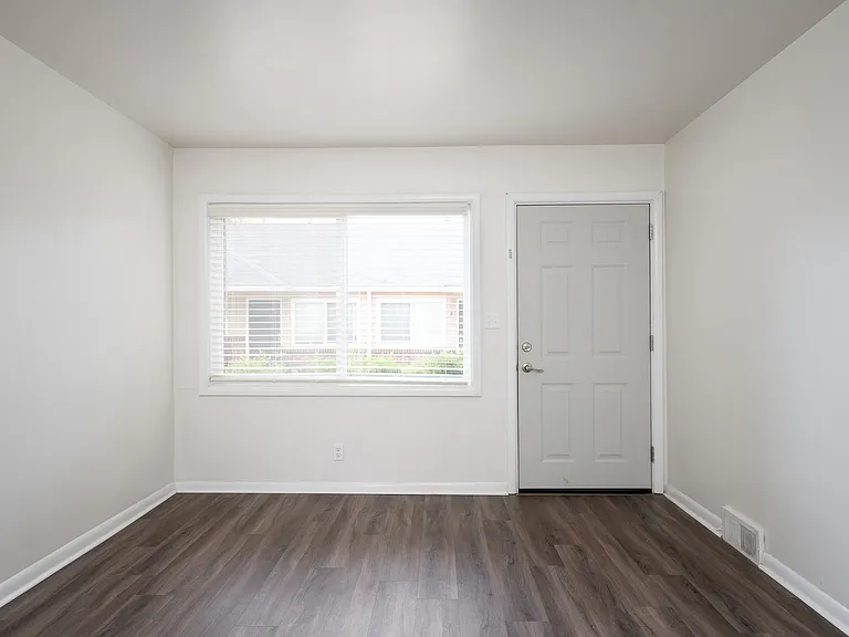 Clinton Court| Living Room Area