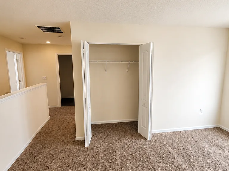 Loft/closet