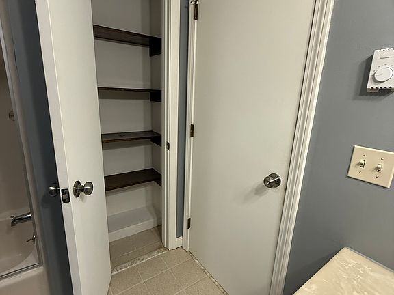 4th image of 115 South St
