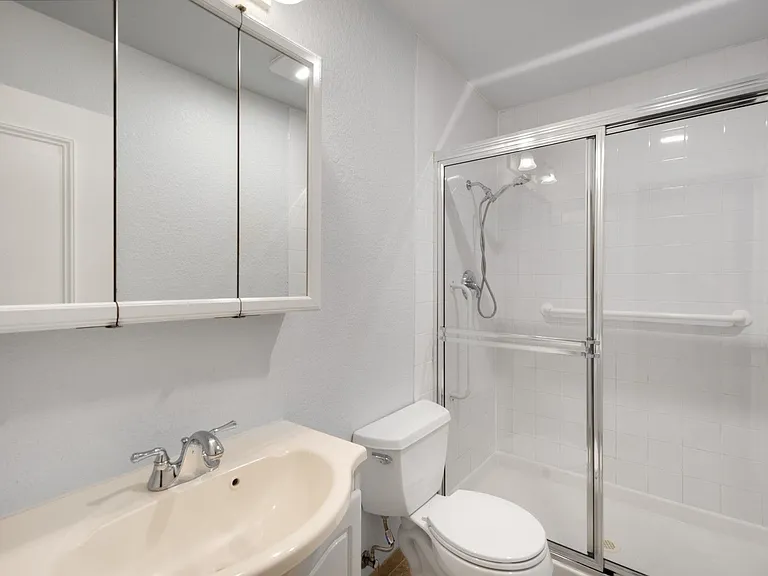 4202 Factoria Blvd SE #D1 — Photo 14