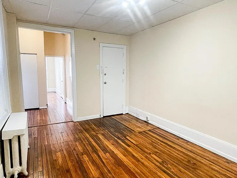 2642 Brown St #1 — Photo 3