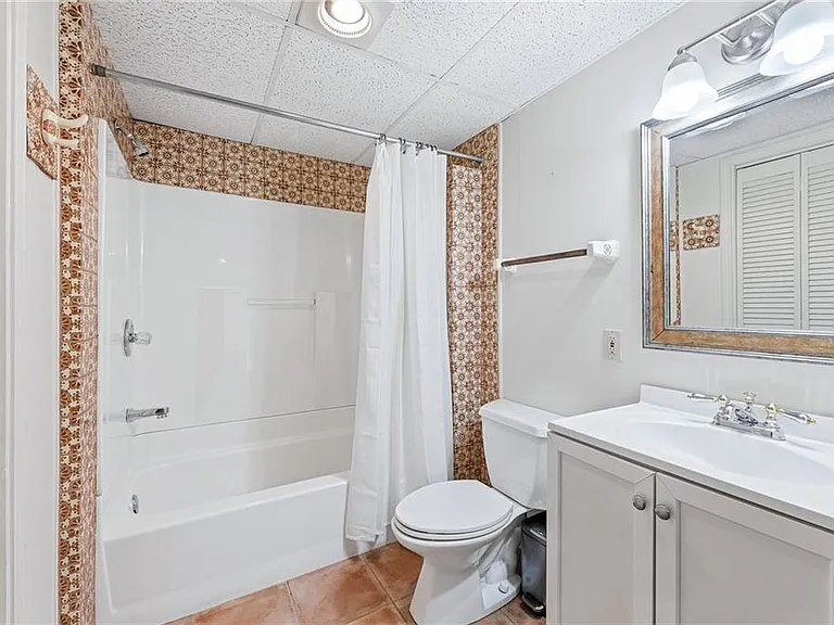 908 Lenox Hill Ct NE — Photo 19