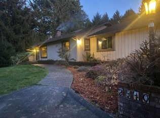 2510 Golf Course Rd, Bayside, CA 95524