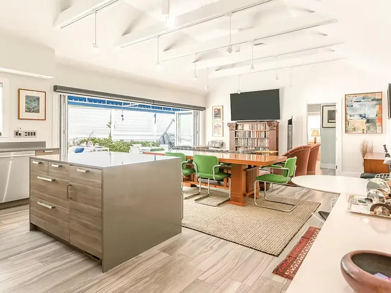 629 Elizabeth St — Photo 20