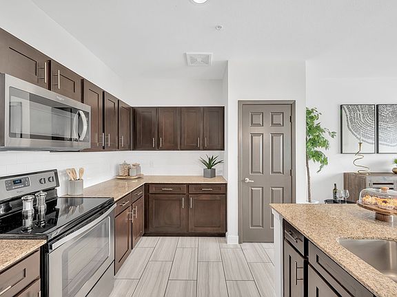 Townhomes at Lake Park general photo