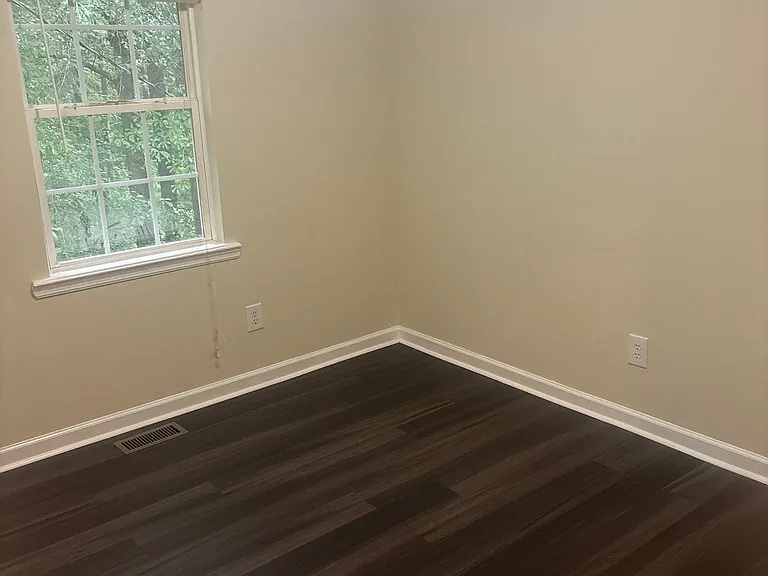 628 Torwood Dr — Photo 7